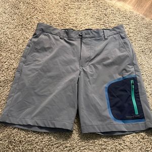 Vineyard vines golf shorts size 31